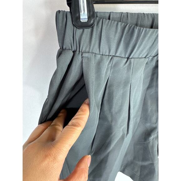 HALARA Mid Rise Elastic Waistband Drawstring Ruched Side Pocket Casual Shorts 3" - Picture 4 of 9